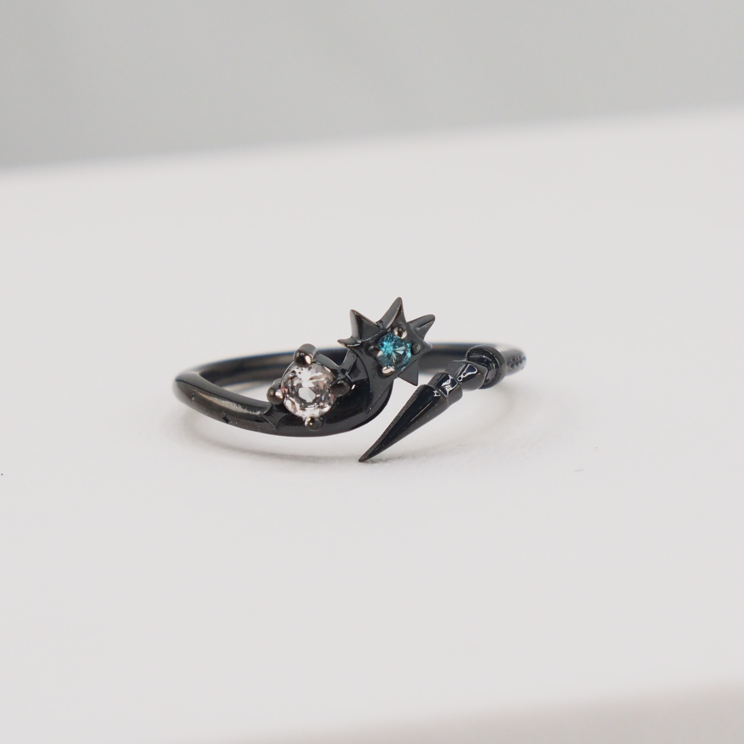 [ PRE-ORDER ] Applesin x NIJISANJI EN : Wishes & Wonders Ren Zotto