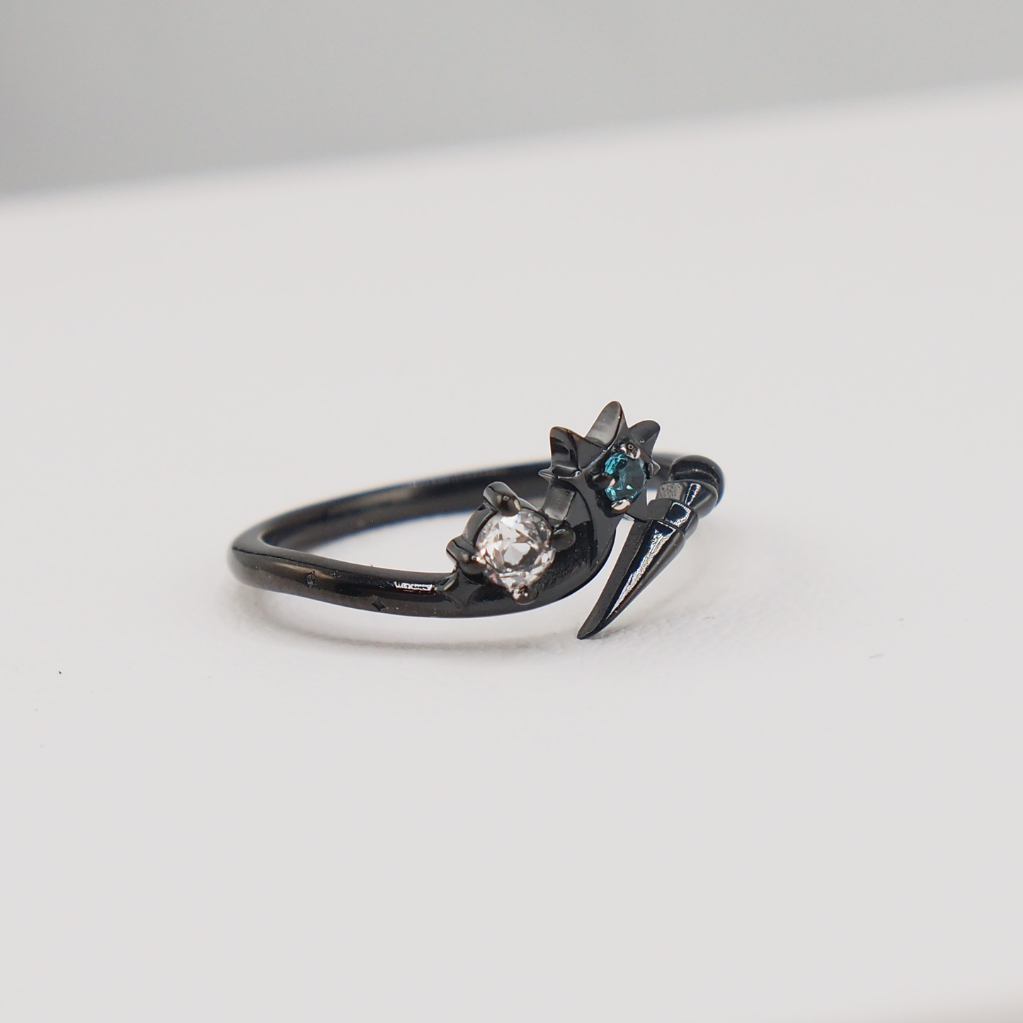 [ PRE-ORDER ] Applesin x NIJISANJI EN : Wishes & Wonders Ren Zotto